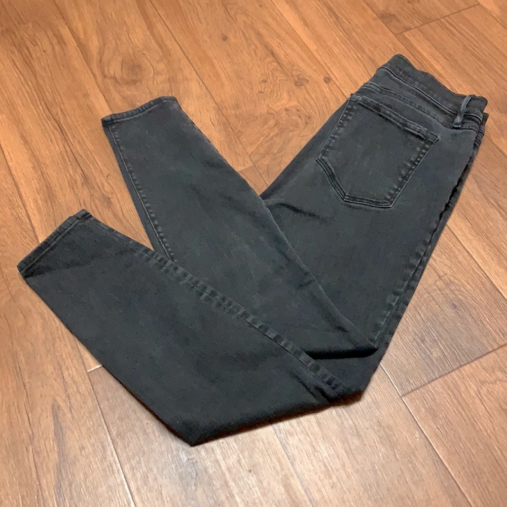 LOFT Black Jegging Size 10/30 petite
